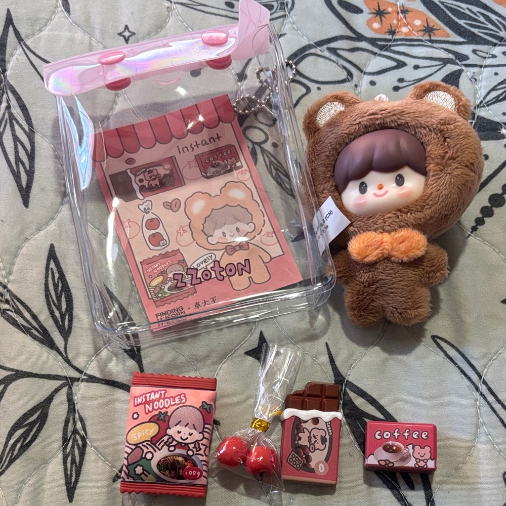 ZZoton Shop Finding Unicorn -Bear with accessories - Picture 2 of 3